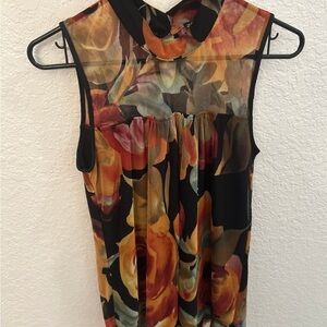 Chic Floral‎ Sleeveless Blouse